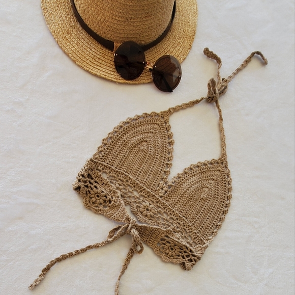 CROPTOP - Picture 11 of 11